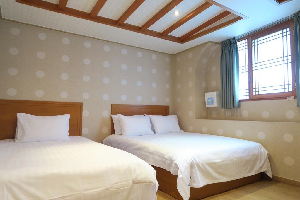 Gs Hotel Jongno Seoul Bagian luar foto