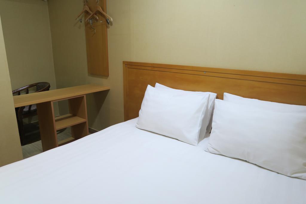 Gs Hotel Jongno Seoul Bagian luar foto
