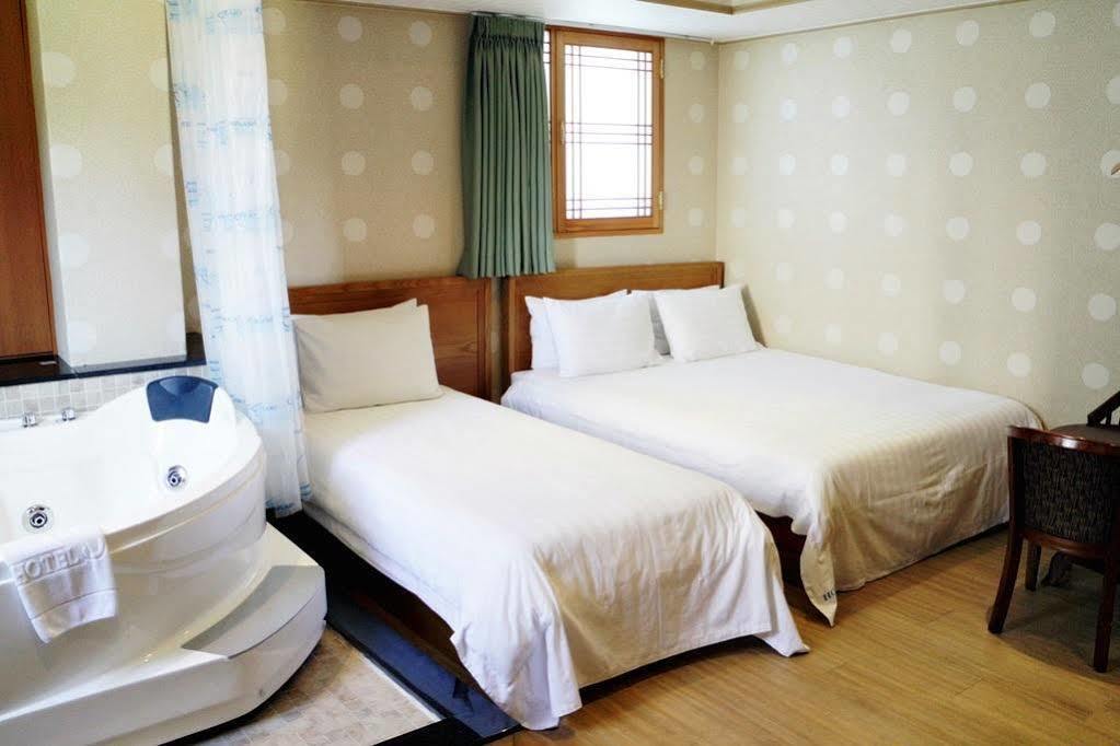 Gs Hotel Jongno Seoul Bagian luar foto