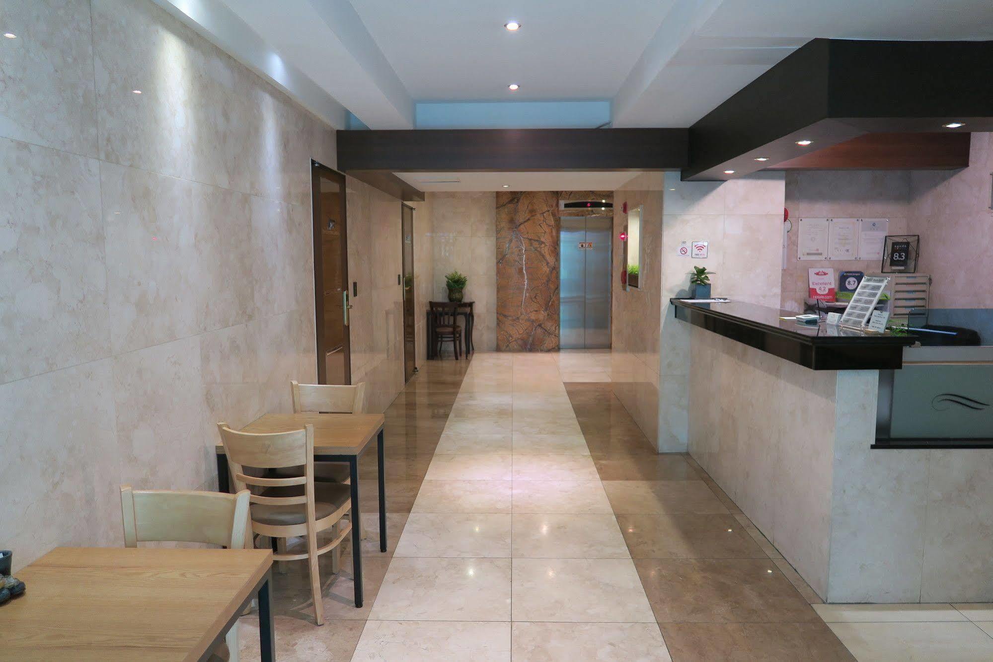 Gs Hotel Jongno Seoul Bagian luar foto